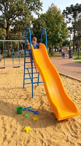 Tobogán Ondulado con Estructura Metálica Reforzada 140 cms